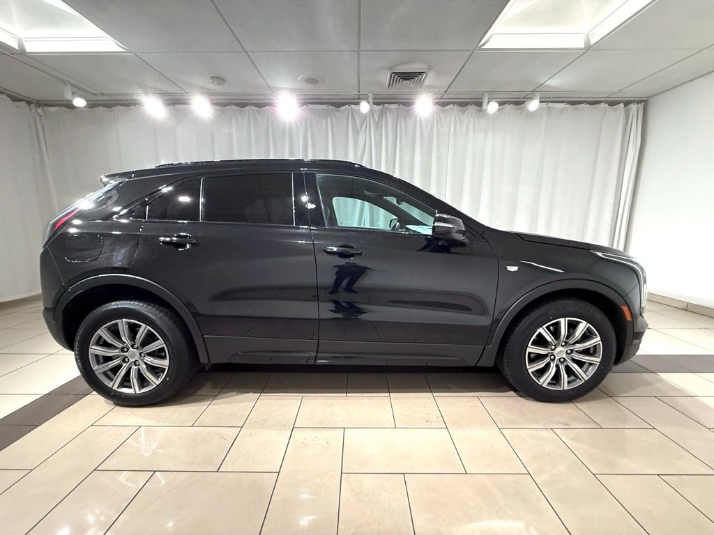 Used 2023 Cadillac XT4 Sport image 6