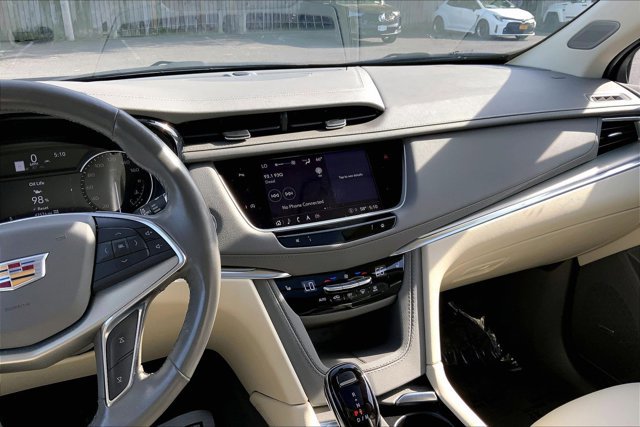 Used 2023 Cadillac XT5 Premium Luxury AWD/4WD image 5