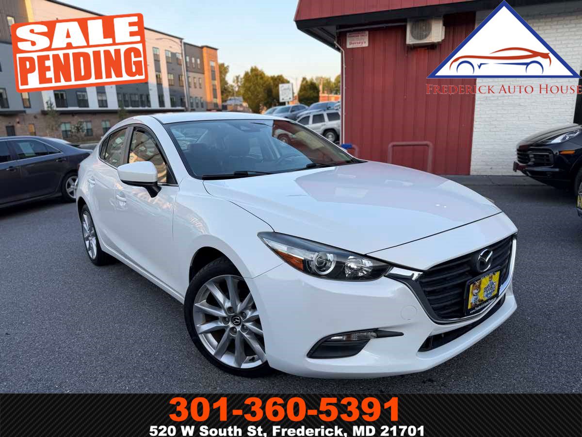Used 2017 MAZDA MAZDA3 Touring FWD image 1