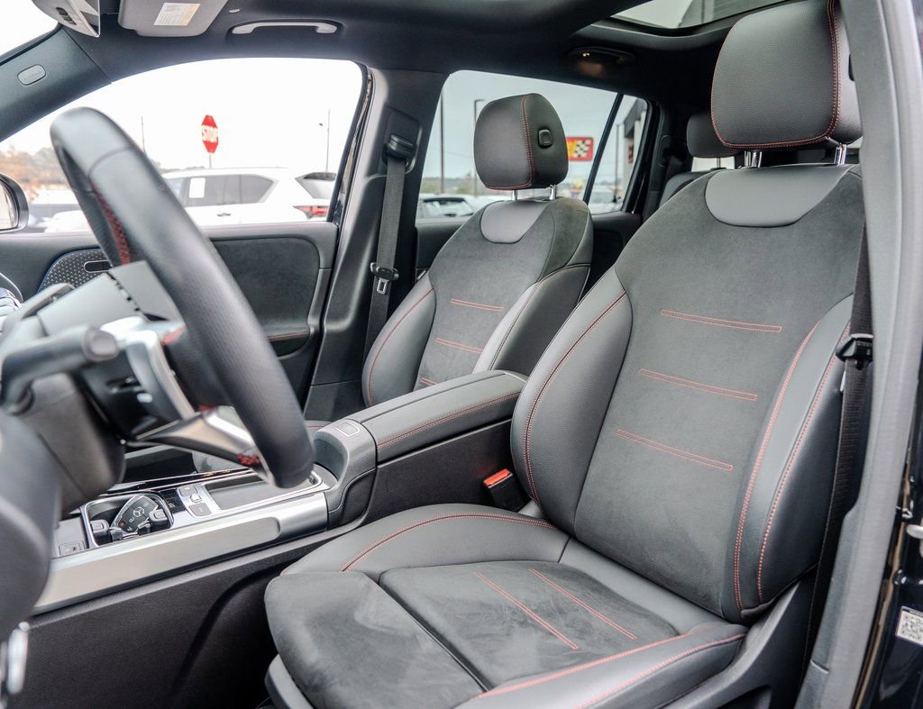 Used 2024 Mercedes-Benz EQB 250+ image 19