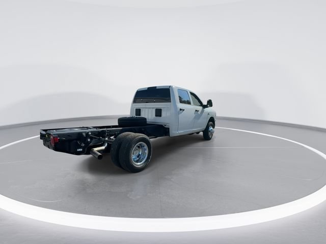 New 2026 RAM 3500 Tradesman w/ Chrome Appearance Group A AWD/4WD image 8
