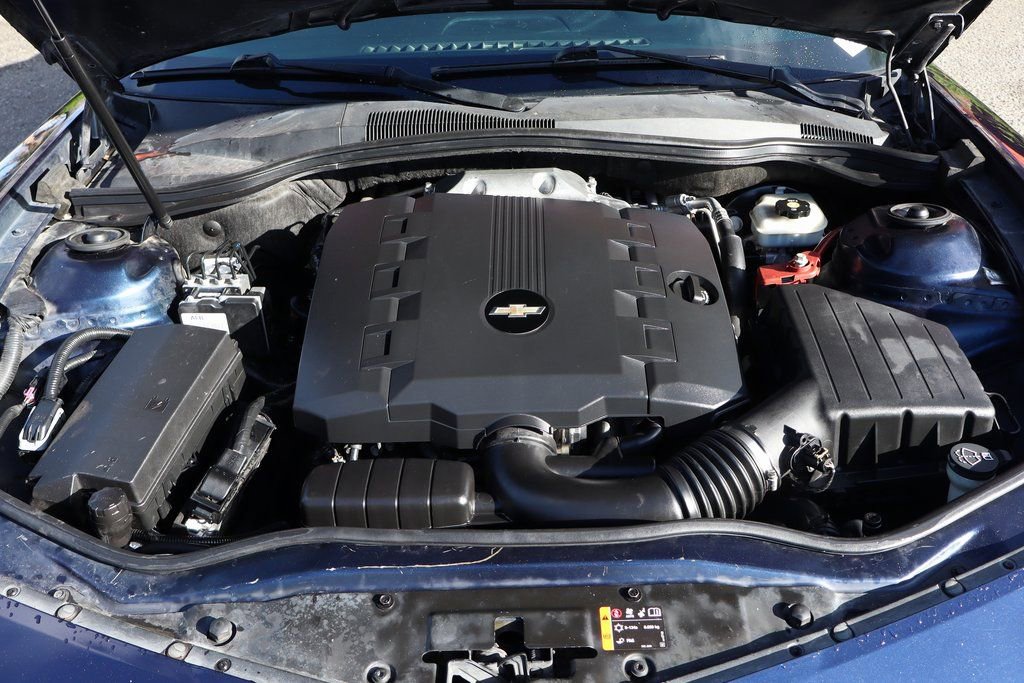 Used 2011 Chevrolet Camaro LS RWD image 11