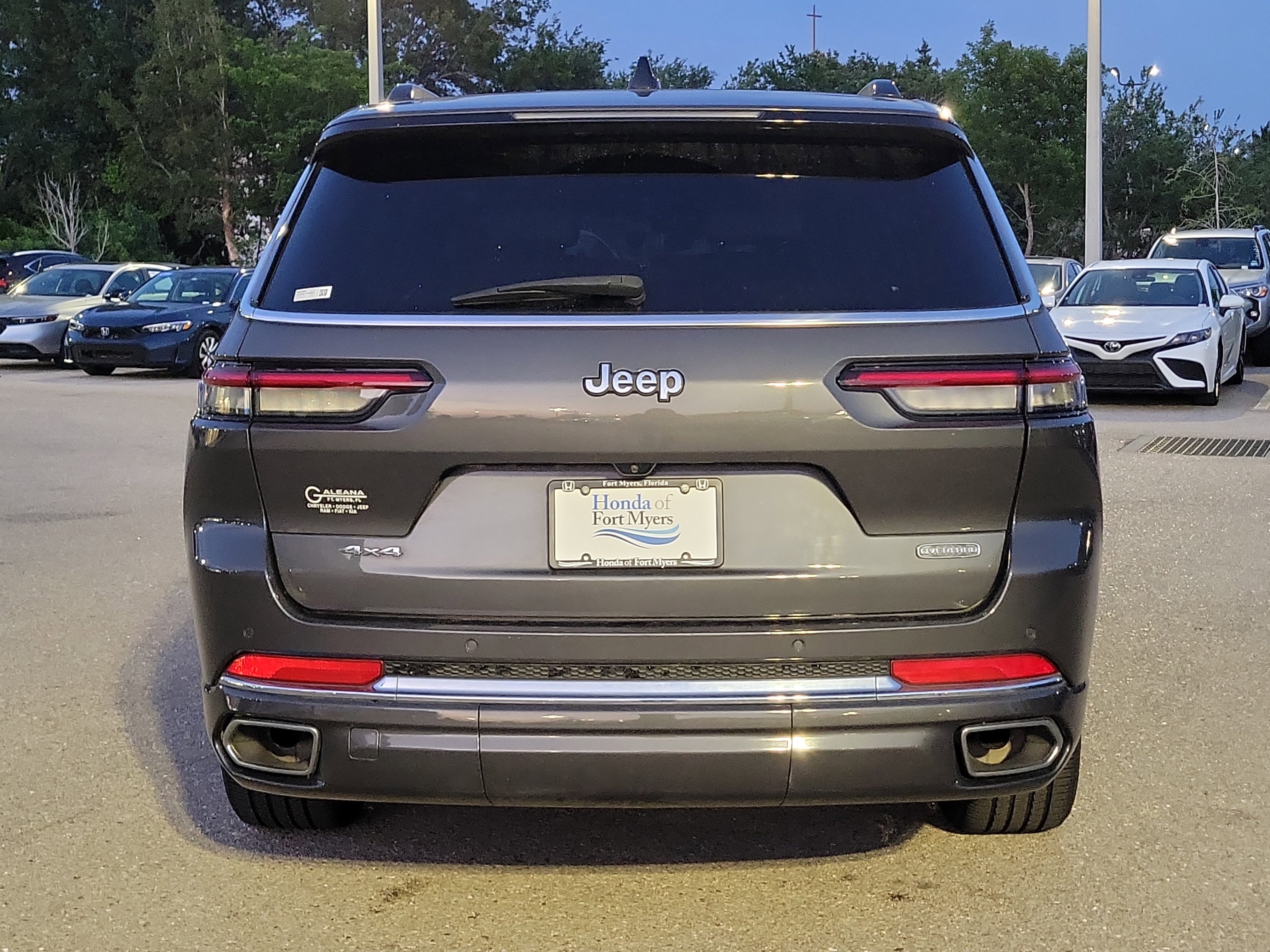 Used 2023 Jeep Grand Cherokee L Overland image 4