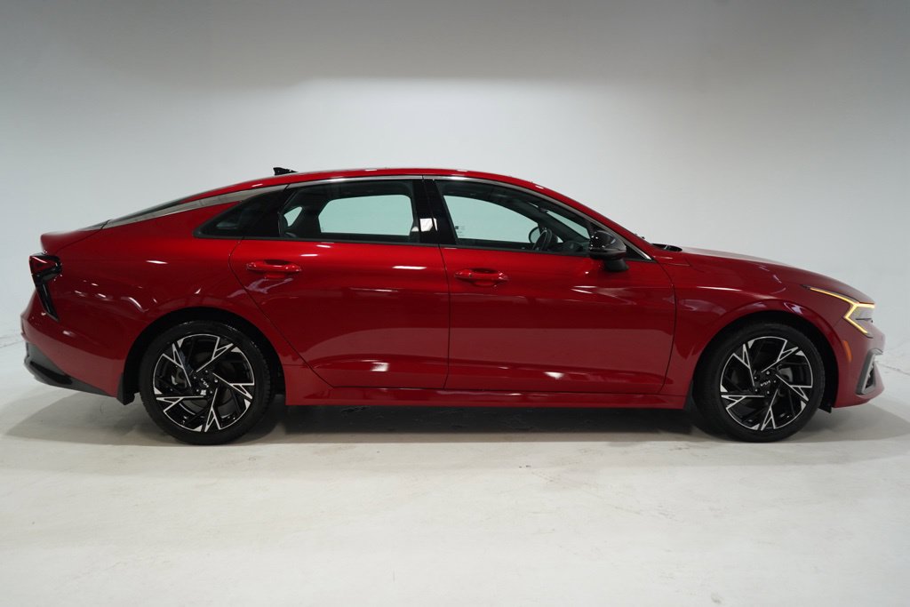 Used 2025 Kia K5 GT-Line w/ GT-Line Premium Package AWD/4WD image 9