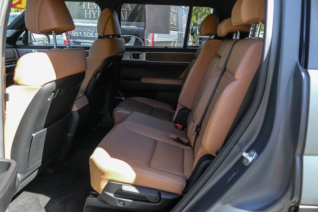 Certified 2024 Hyundai Santa Fe Limited FWD image 23