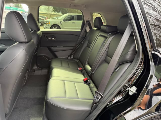 New 2026 Nissan Rogue Dark Armor AWD/4WD image 13