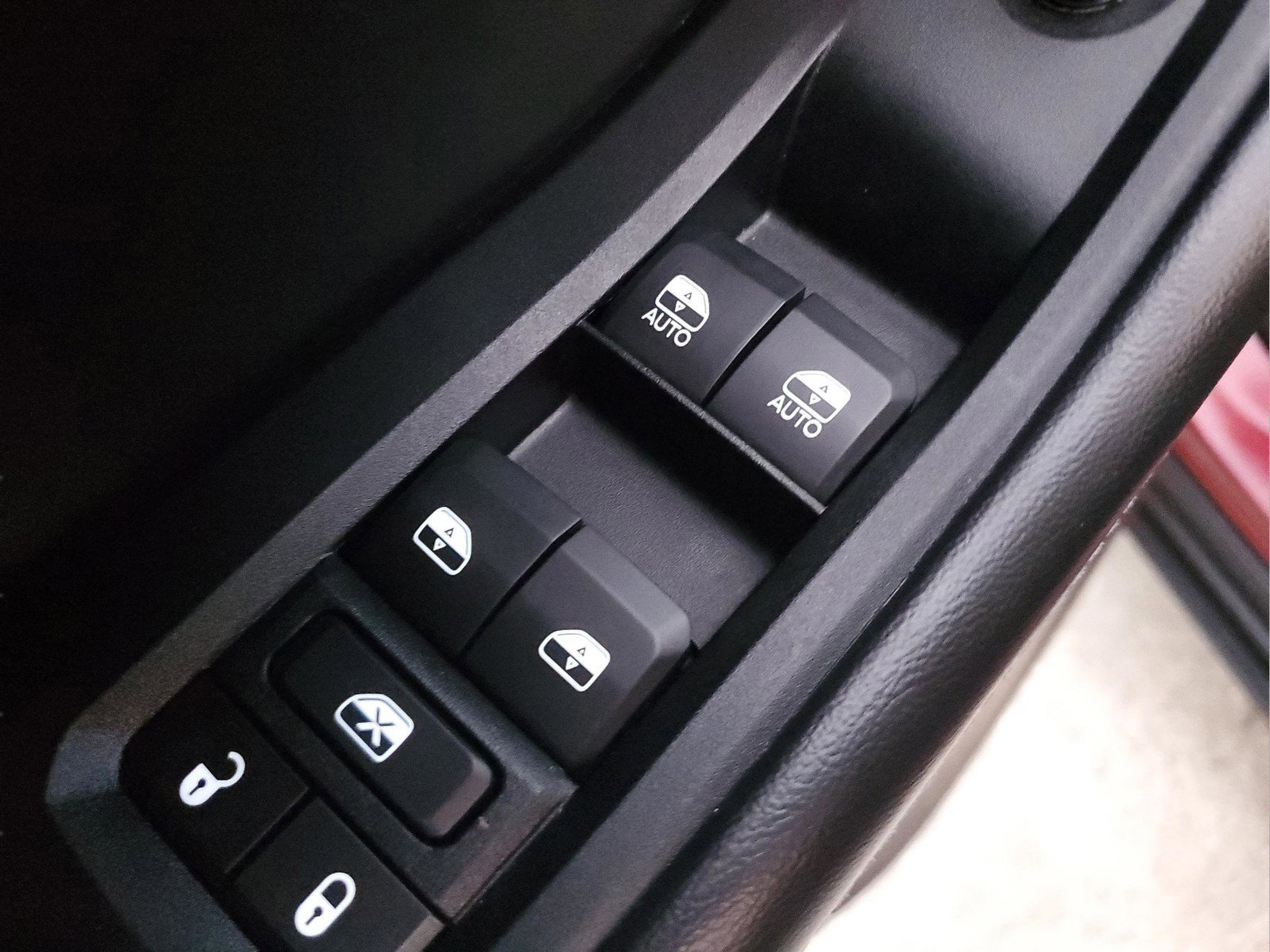 Certified 2023 Jeep Grand Cherokee Altitude image 18