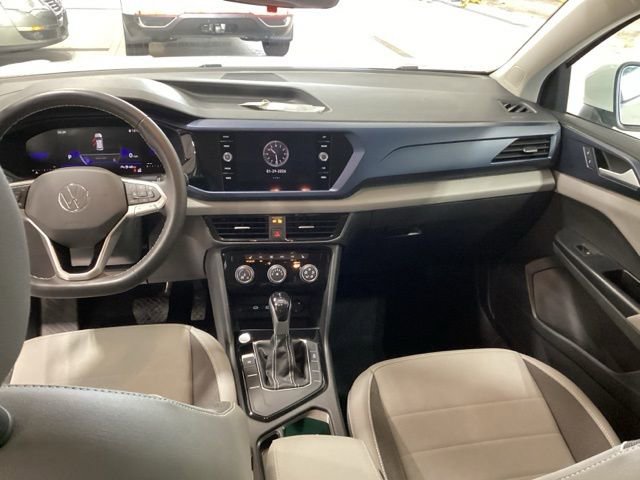 Certified 2023 Volkswagen Taos SE w/ Black Wheel Package image 7