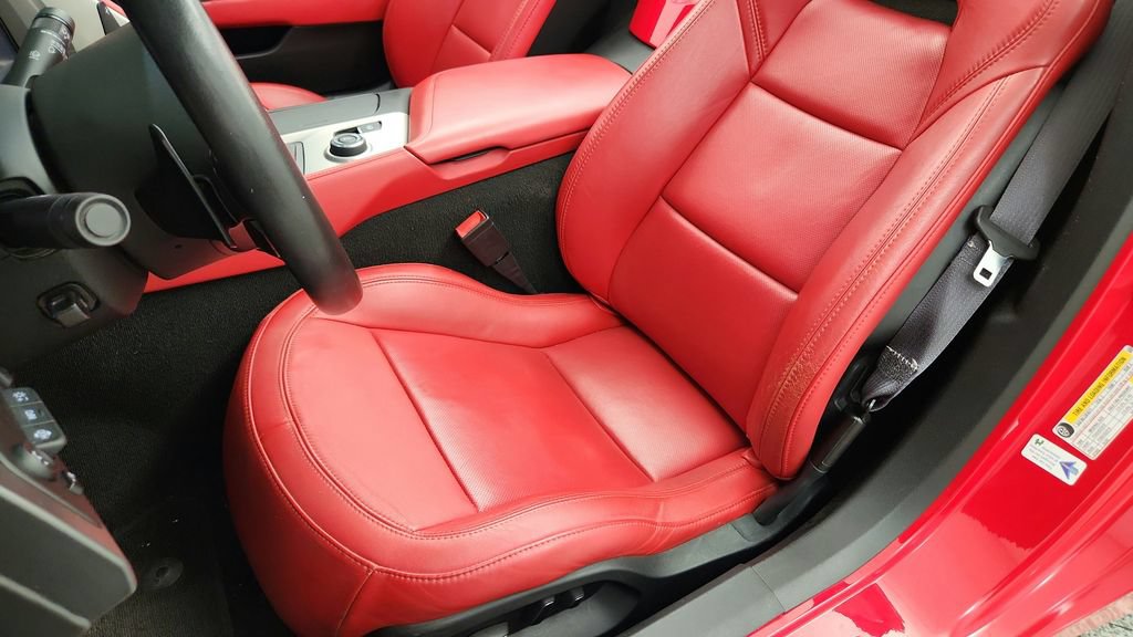Used 2014 Chevrolet Corvette Stingray Convertible w/ 3LT Preferred Equipment Group RWD image 29