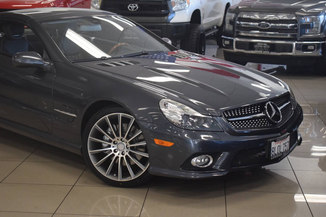 Used 2012 Mercedes-Benz SL 550 image 8