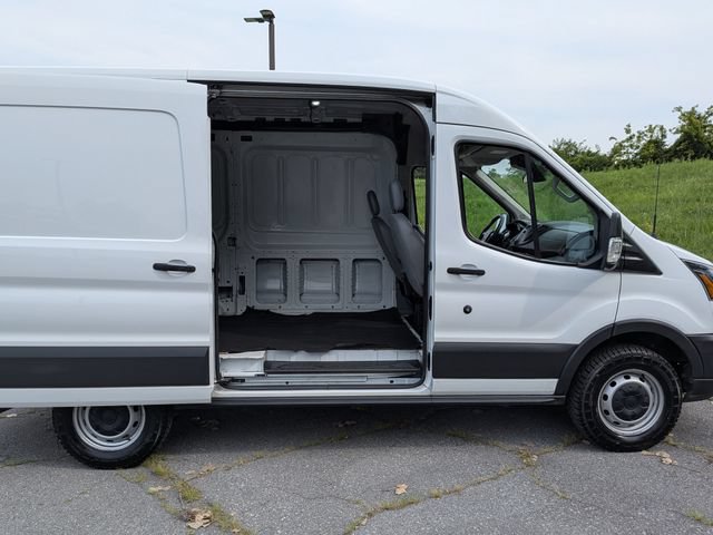 Used 2018 Ford Transit 250 130 Medium Roof RWD image 9