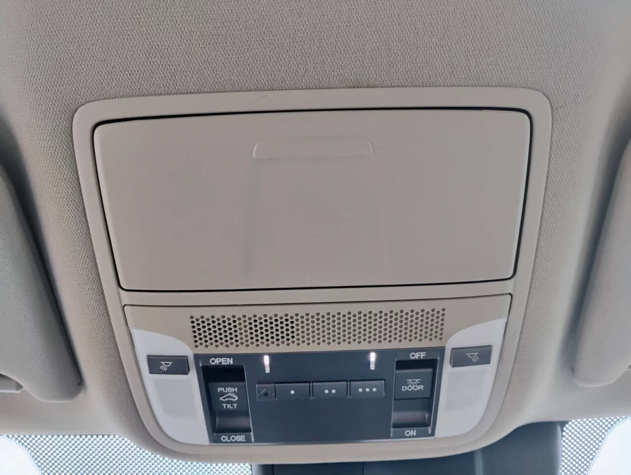 Used 2020 Acura TLX image 26