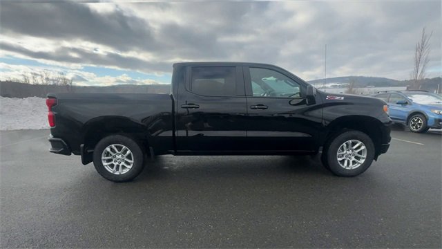 New 2026 Chevrolet Silverado 2500 Custom w/ Snow Plow Prep/Camper Package image 9