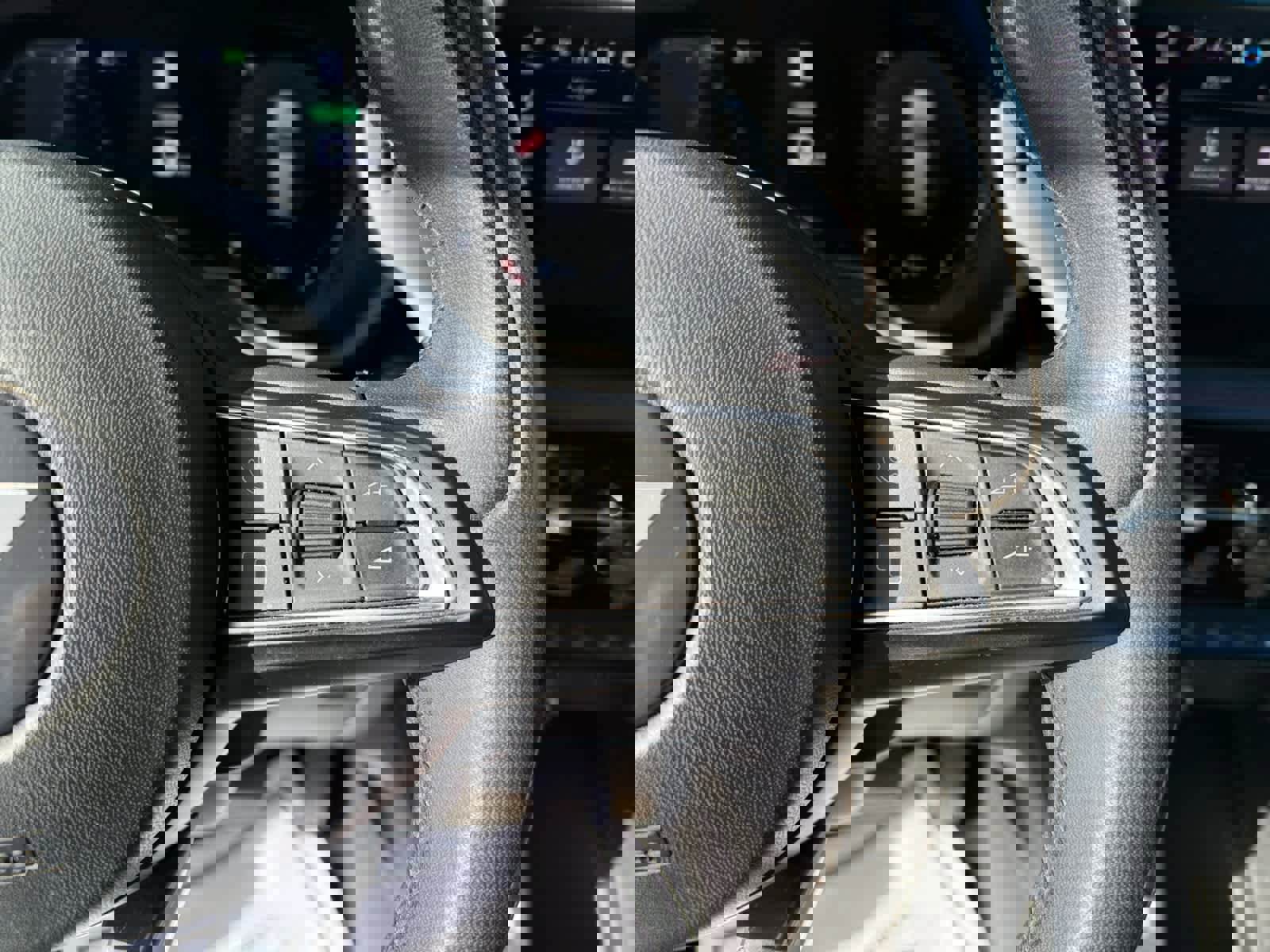 Used 2024 Dodge Hornet R/T w/ R/T Blacktop Package image 21