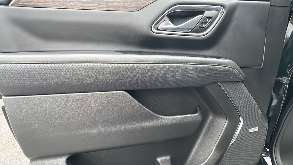 Used 2023 Chevrolet Tahoe Premier image 14