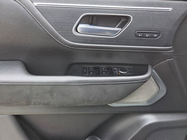 Certified 2025 INFINITI QX80 Sensory image 26