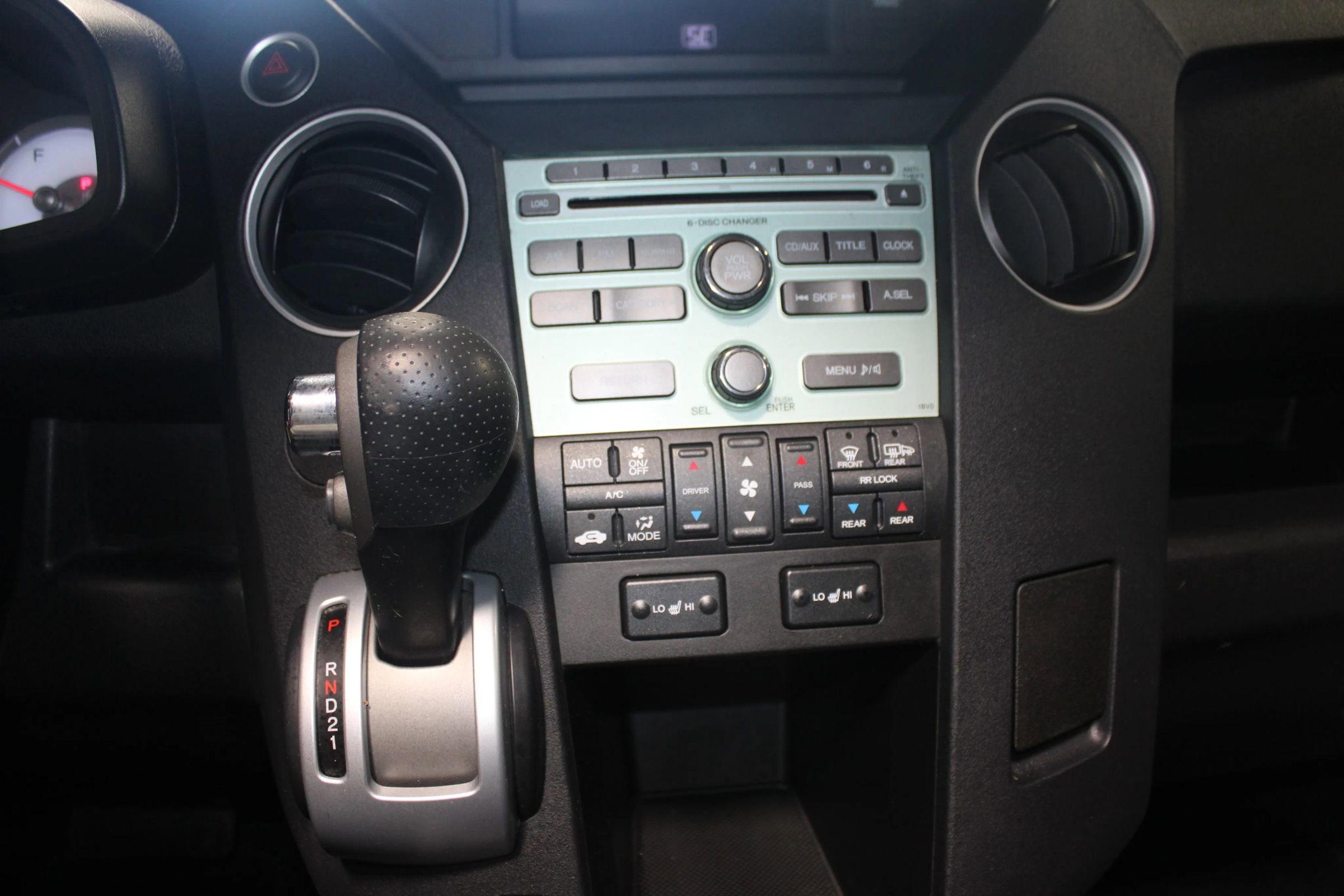 Used 2010 Honda Pilot EX-L image 18