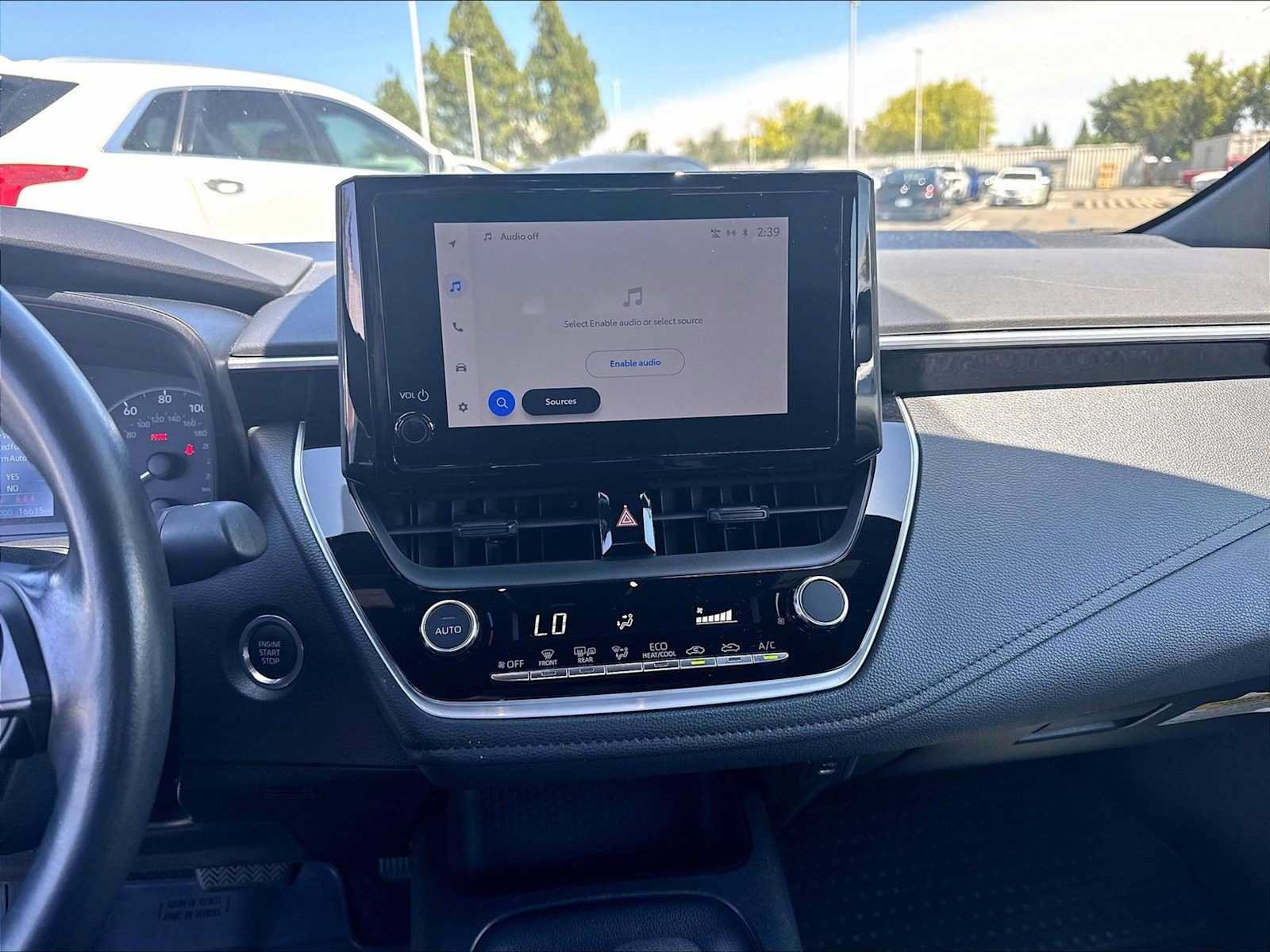 Used 2023 Toyota Corolla SE FWD image 34