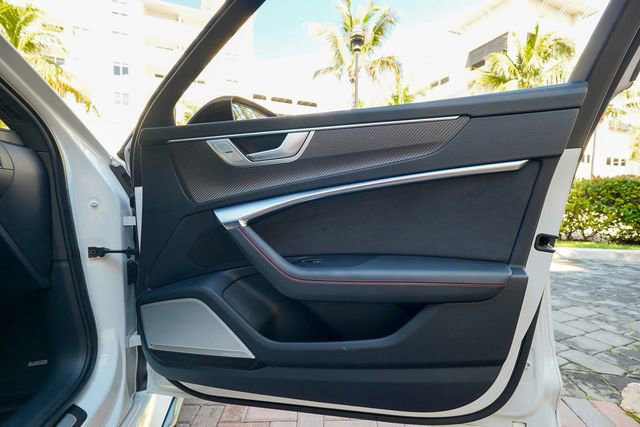 Used 2022 Audi RS 6 4.0 TFSI quattro image 83