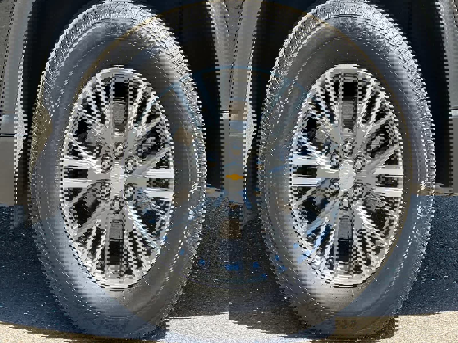 Certified 2025 Chevrolet Traverse LT image 28