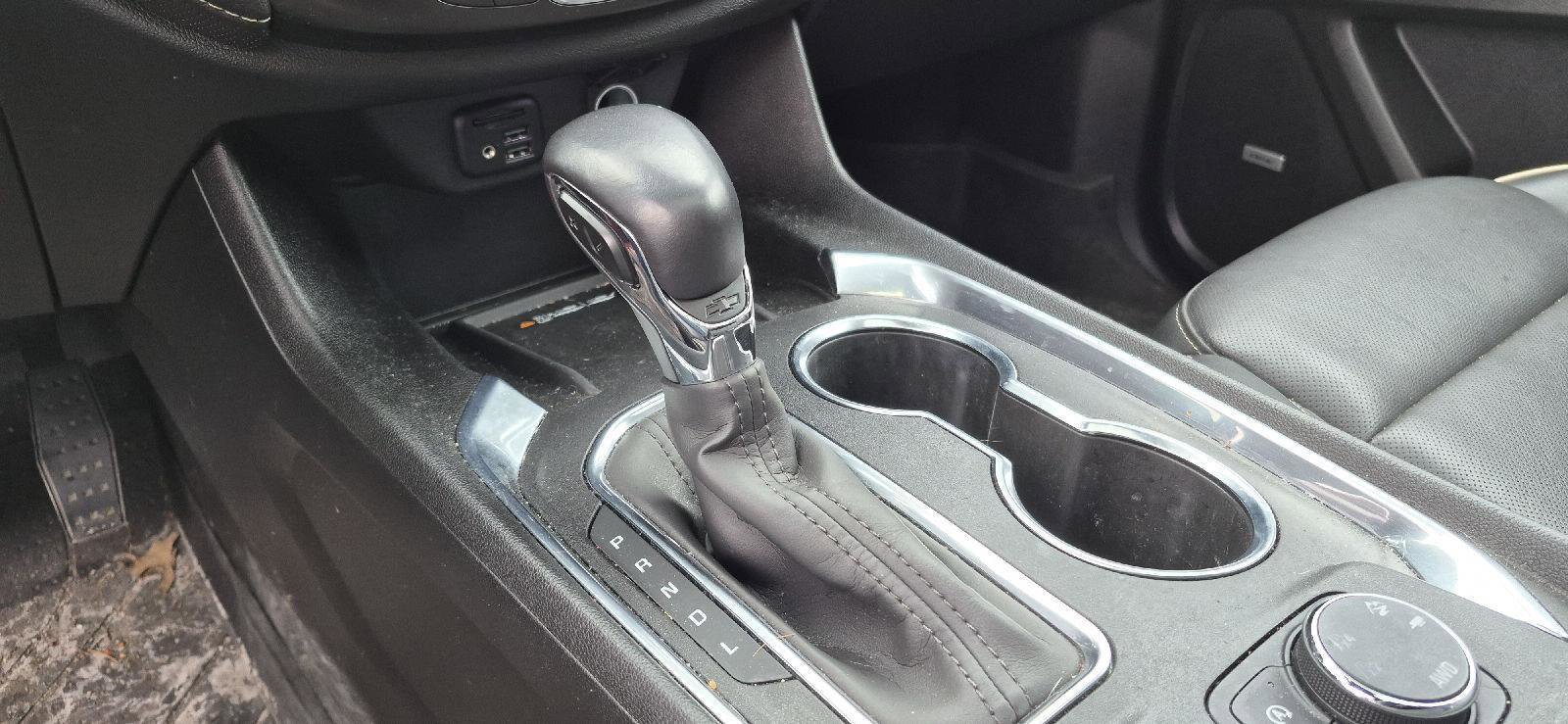 Used 2022 Chevrolet Traverse Premier w/ LPO, Floor Liner Package image 11