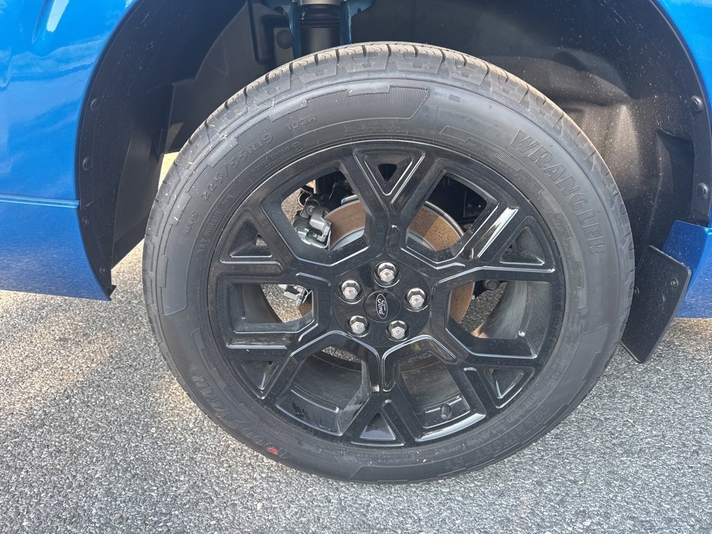 New 2025 Ford Maverick Lobo image 12