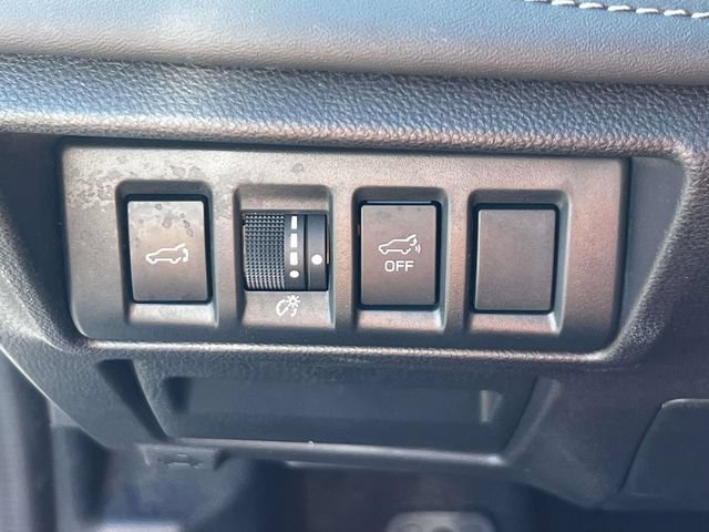 Used 2021 Subaru Outback Touring XT AWD/4WD image 25