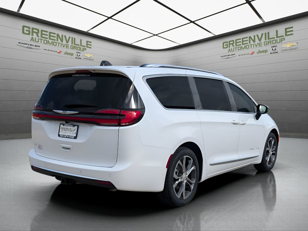 New 2026 Chrysler Pacifica Pinnacle image 8