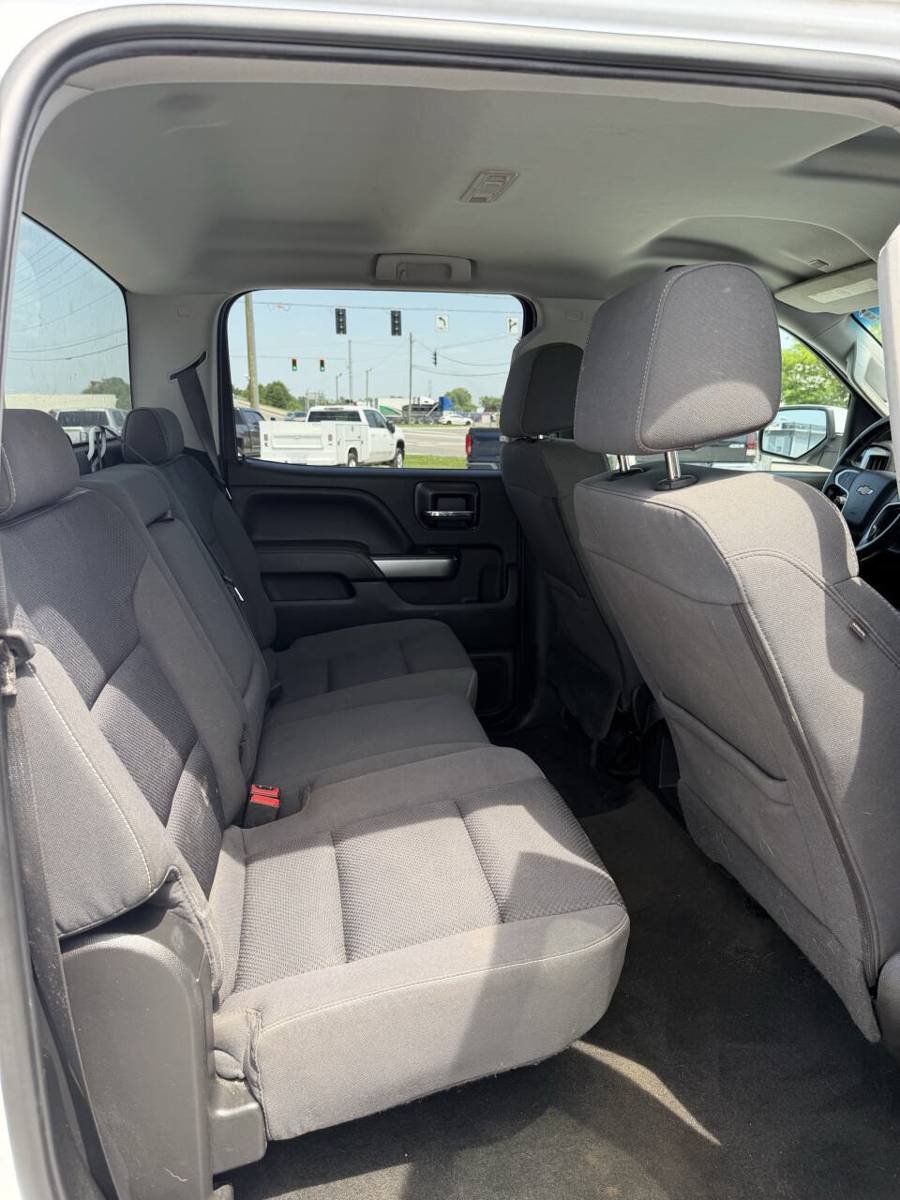 Used 2018 Chevrolet Silverado 2500 LT AWD/4WD image 15