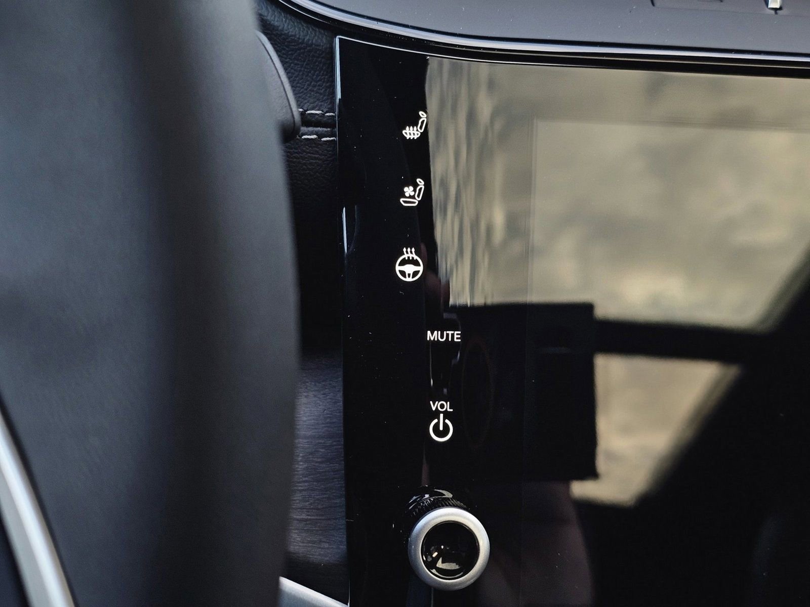 New 2026 Jeep Grand Cherokee Limited Reserve image 18