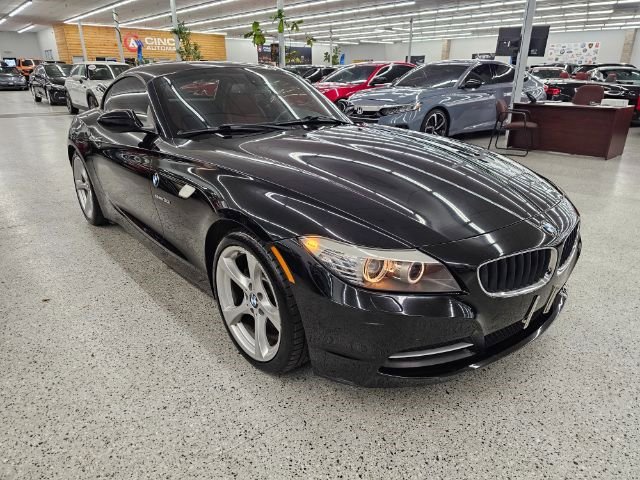 Used 2011 BMW Z4 sDrive30i w/ Premium Pkg image 3