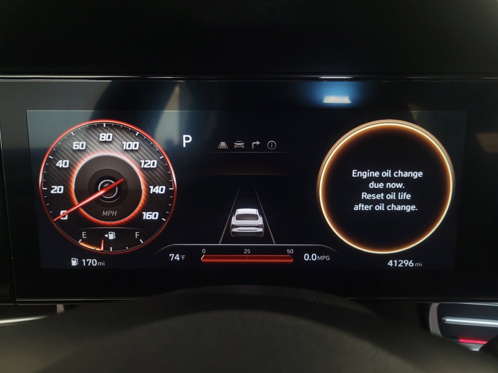 Used 2024 Hyundai Elantra Limited image 23
