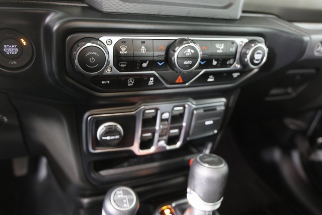 Used 2020 Jeep Gladiator Sport w/ Quick Order Package 24S image 16