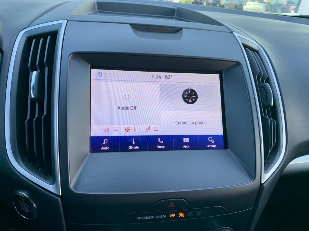 Used 2020 Ford Edge SEL w/ Cold Weather Package AWD/4WD image 13