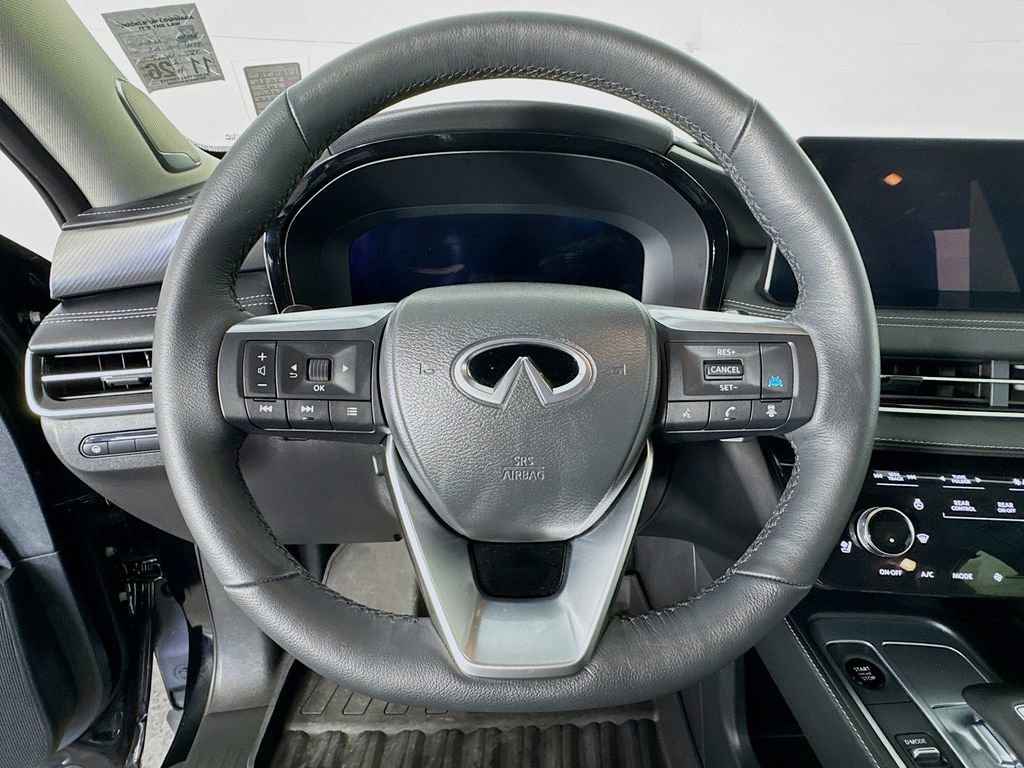 Certified 2026 INFINITI QX60 Luxe w/ Family Package FWD image 11