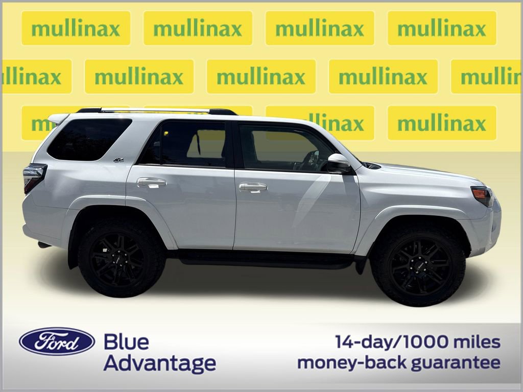 Used 2024 Toyota 4Runner SR5 RWD image 2