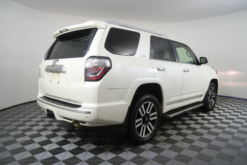 Used 2016 Toyota 4Runner Limited AWD/4WD image 3
