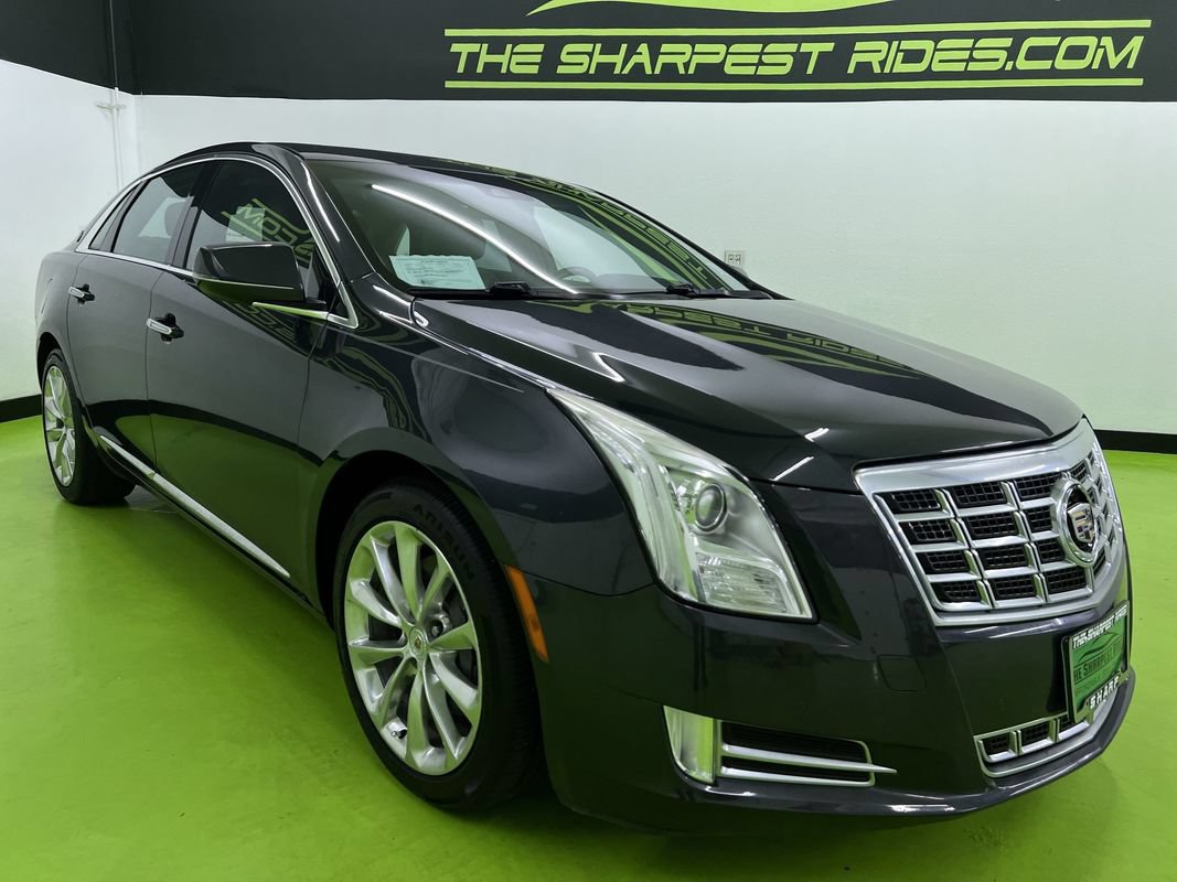 Used 2013 Cadillac XTS Luxury w/ Driver Awareness Package FWD image 2