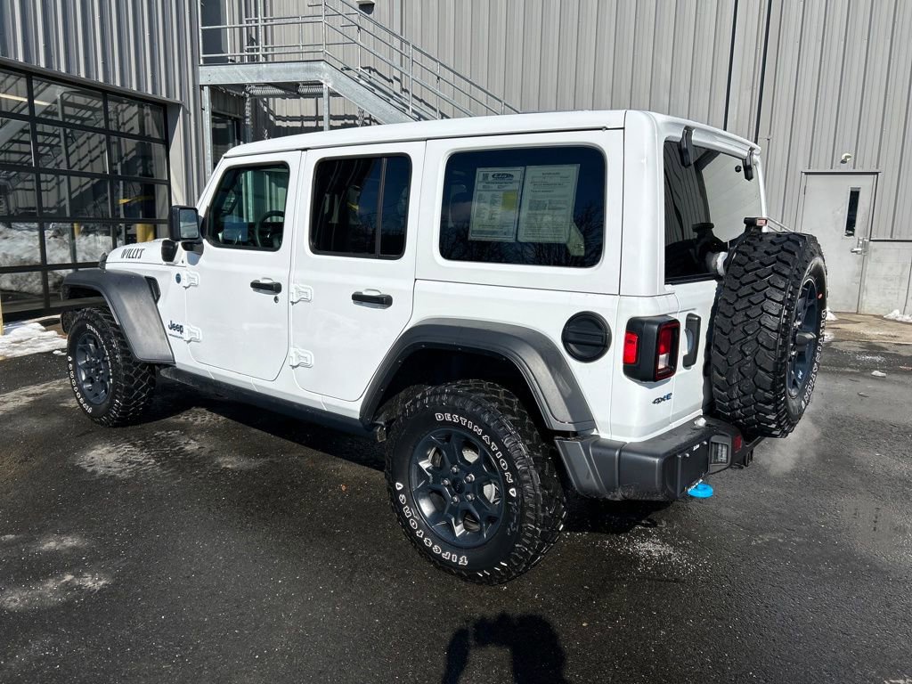 Used 2023 Jeep Wrangler Unlimited w/ Sun & Screen Package image 6