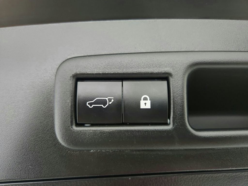 Used 2020 Lexus UX 250h w/ Premium Package AWD/4WD image 31