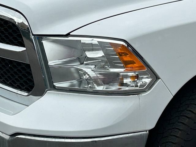 Used 2019 RAM 1500 Classic SLT AWD/4WD image 12