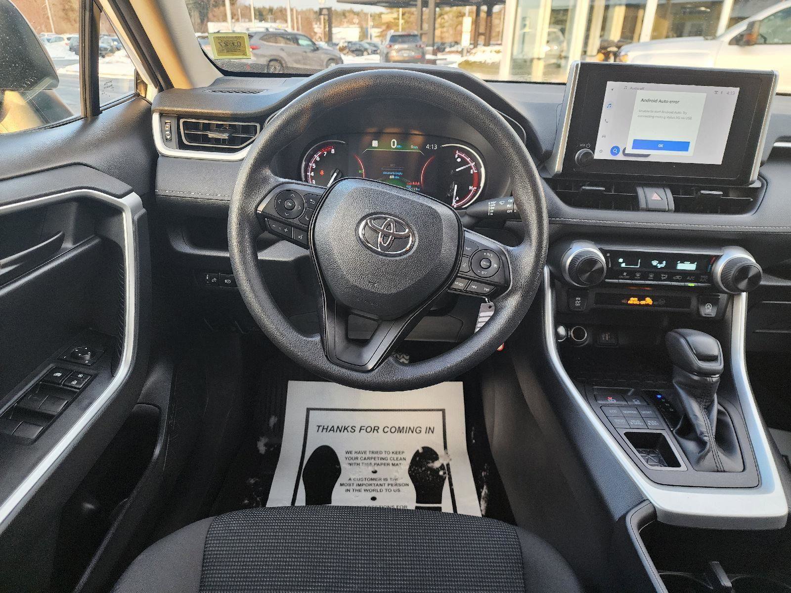 Used 2024 Toyota RAV4 LE image 10