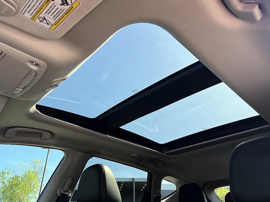 Certified 2023 Nissan Murano Platinum w/ Cargo Package FWD image 19