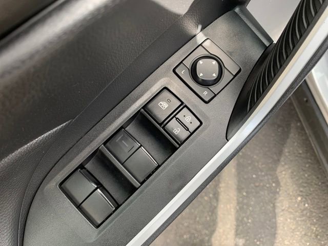 Used 2025 Toyota RAV4 LE image 13