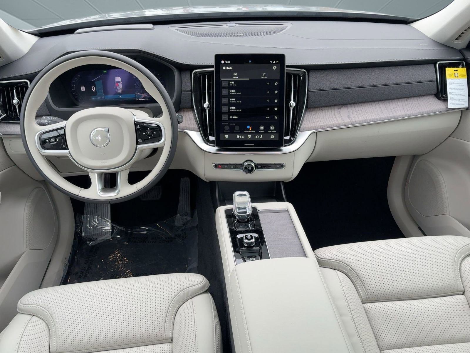 New 2026 Volvo XC90 B6 Ultra image 25