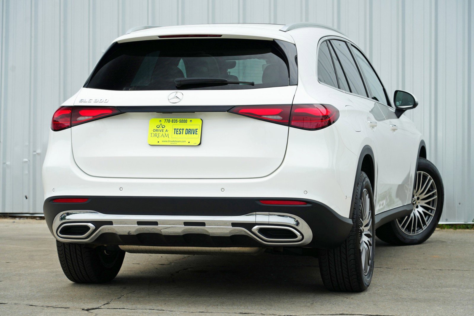 Used 2023 Mercedes-Benz GLC 300 image 5