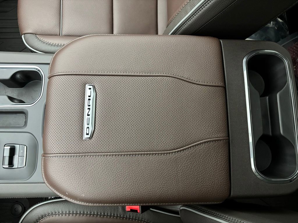 New 2026 GMC Sierra 2500 Denali w/ Denali Reserve Package image 30