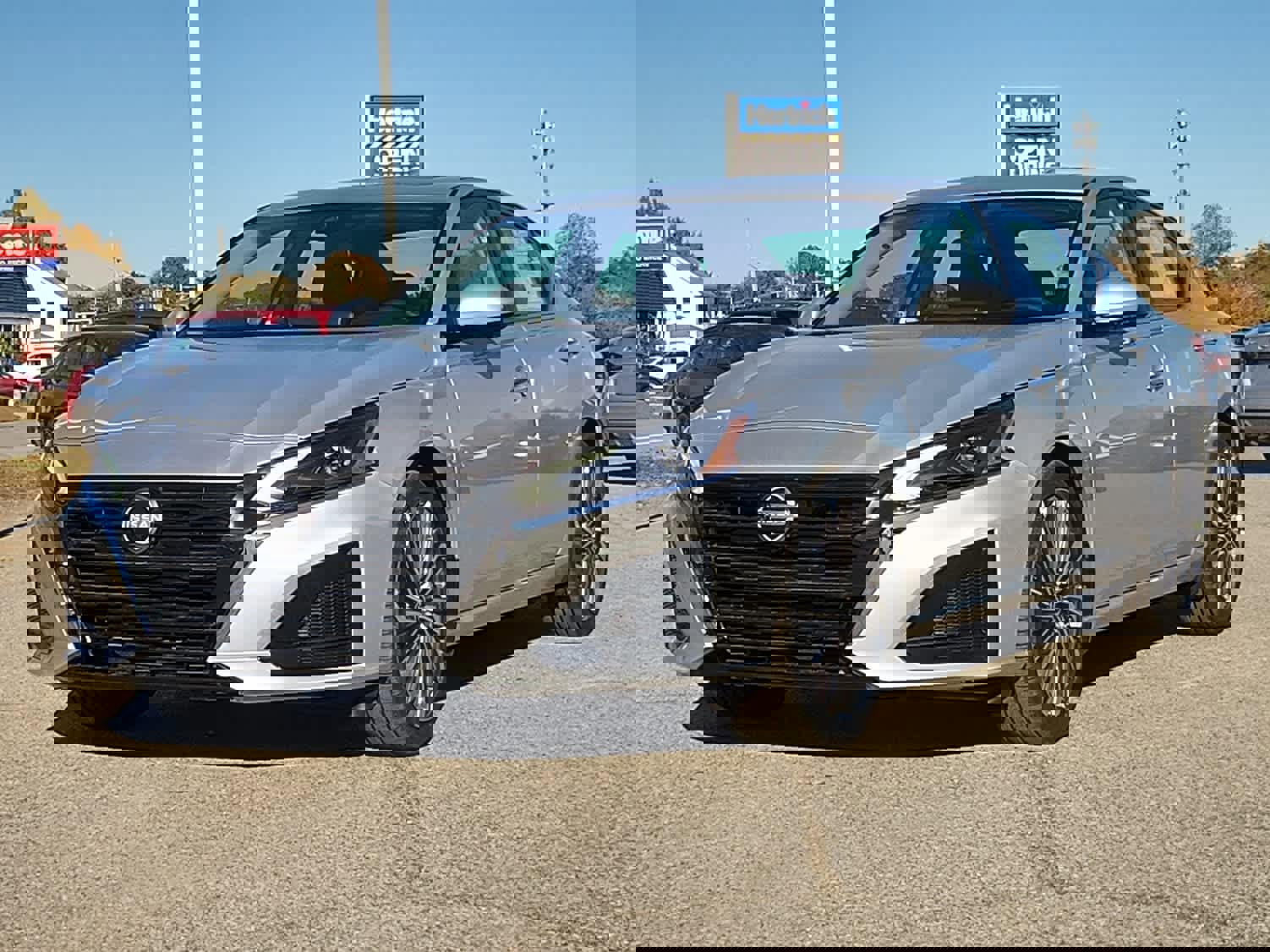 New 2025 Nissan Altima 2.5 SL FWD image 1