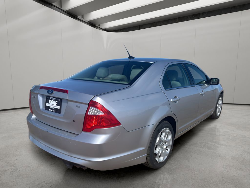 Used 2011 Ford Fusion SE FWD image 5