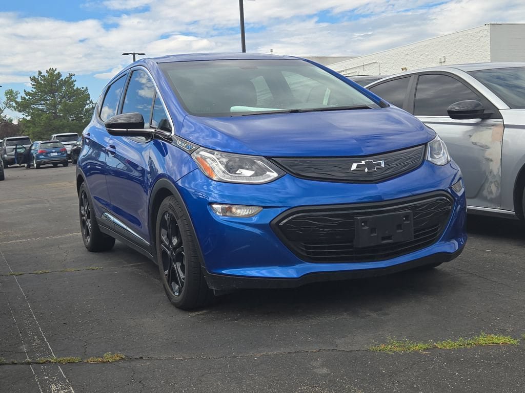 Used 2020 Chevrolet Bolt LT FWD image 3